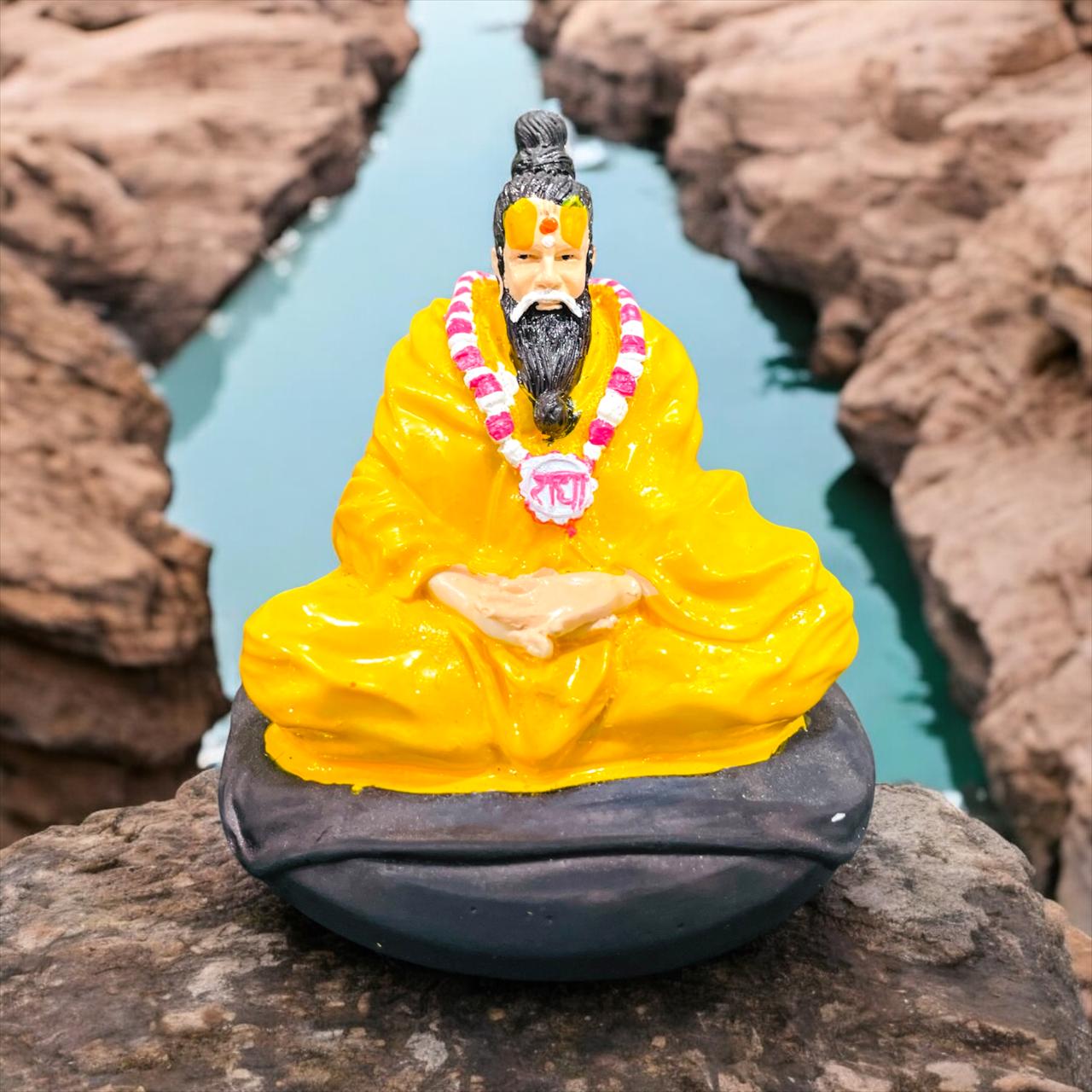 Premanand Ji Maharaj Showpiece